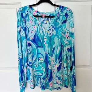 Lilly Pulitzer Elsa Shirt size M, EUC!